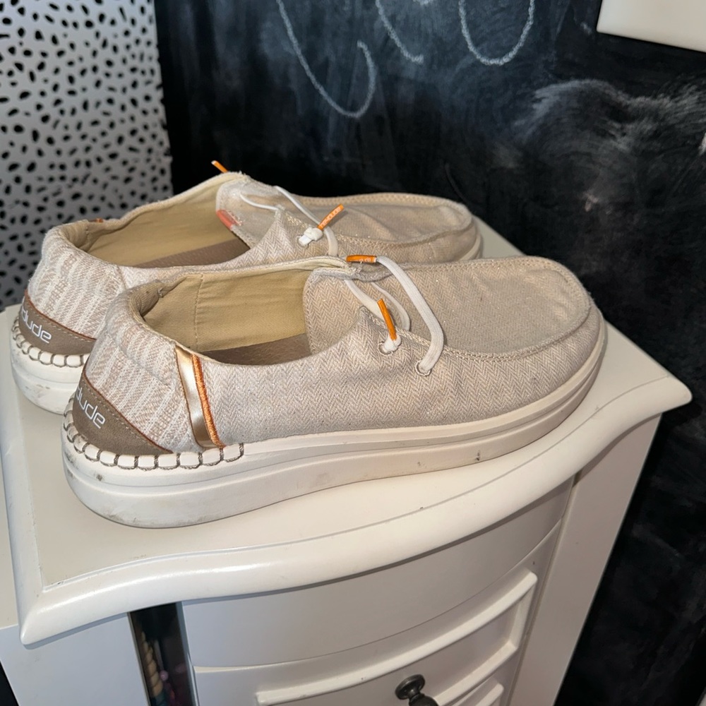 worn- hey dudes size 10WOMENS